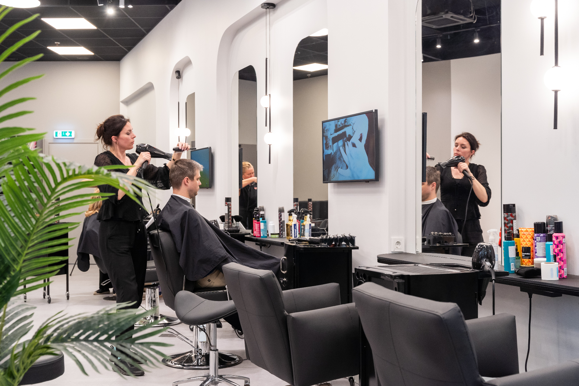 Vīriešu frizūra HAIRRIGA Barbershop