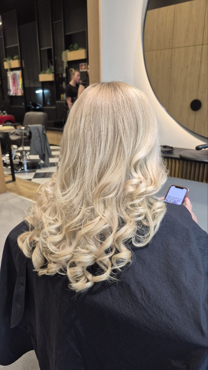 Balayage darbs HAIRRIGA salonā