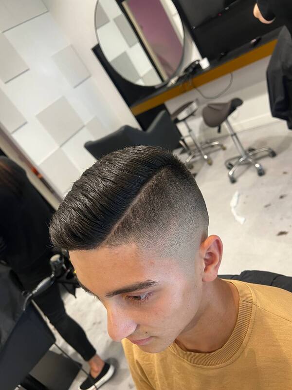 Vīriešu frizūra HAIRRIGA Barbershop