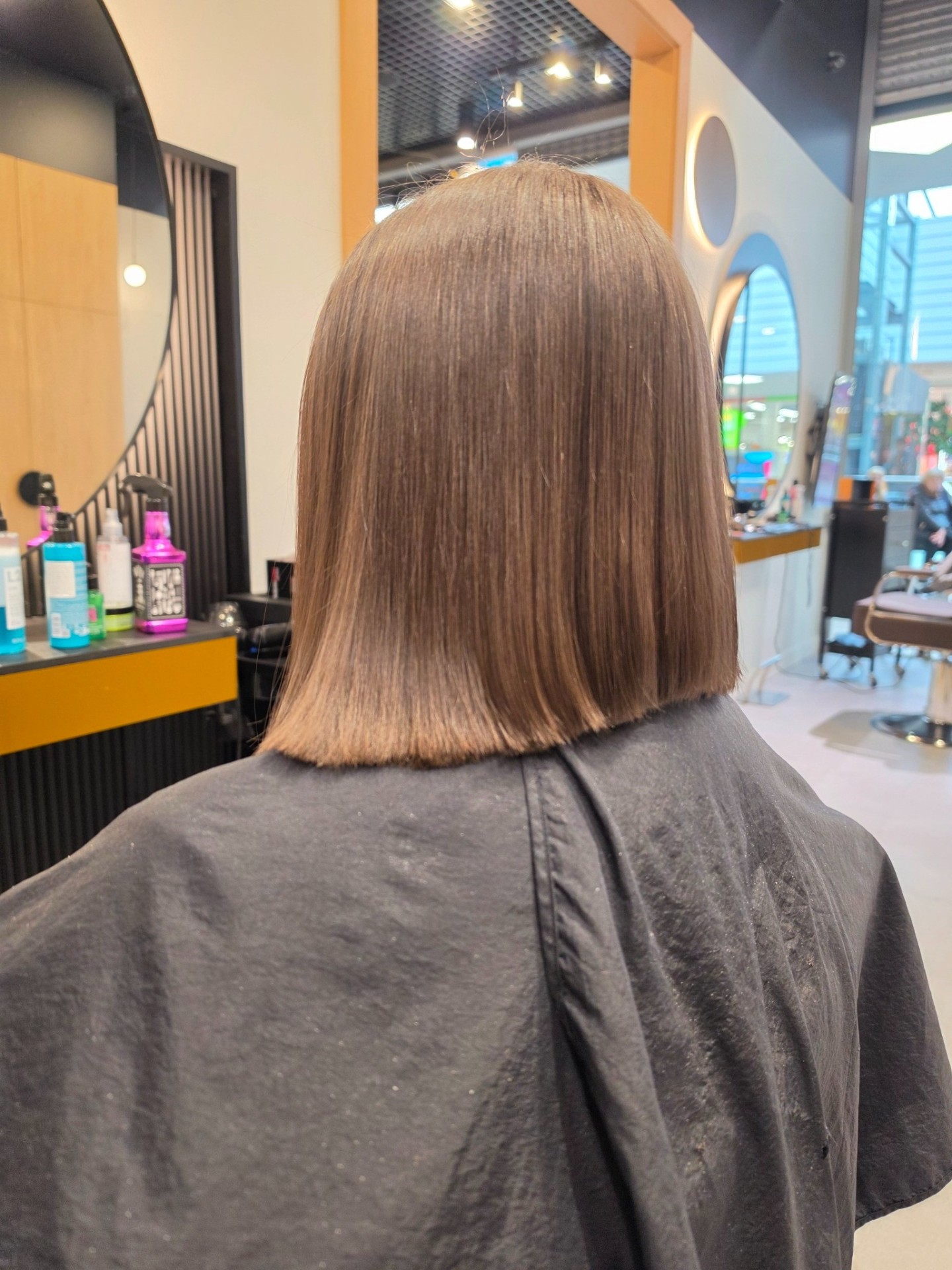Karē matu griezums sievietēm HAIRRIGA salonā
