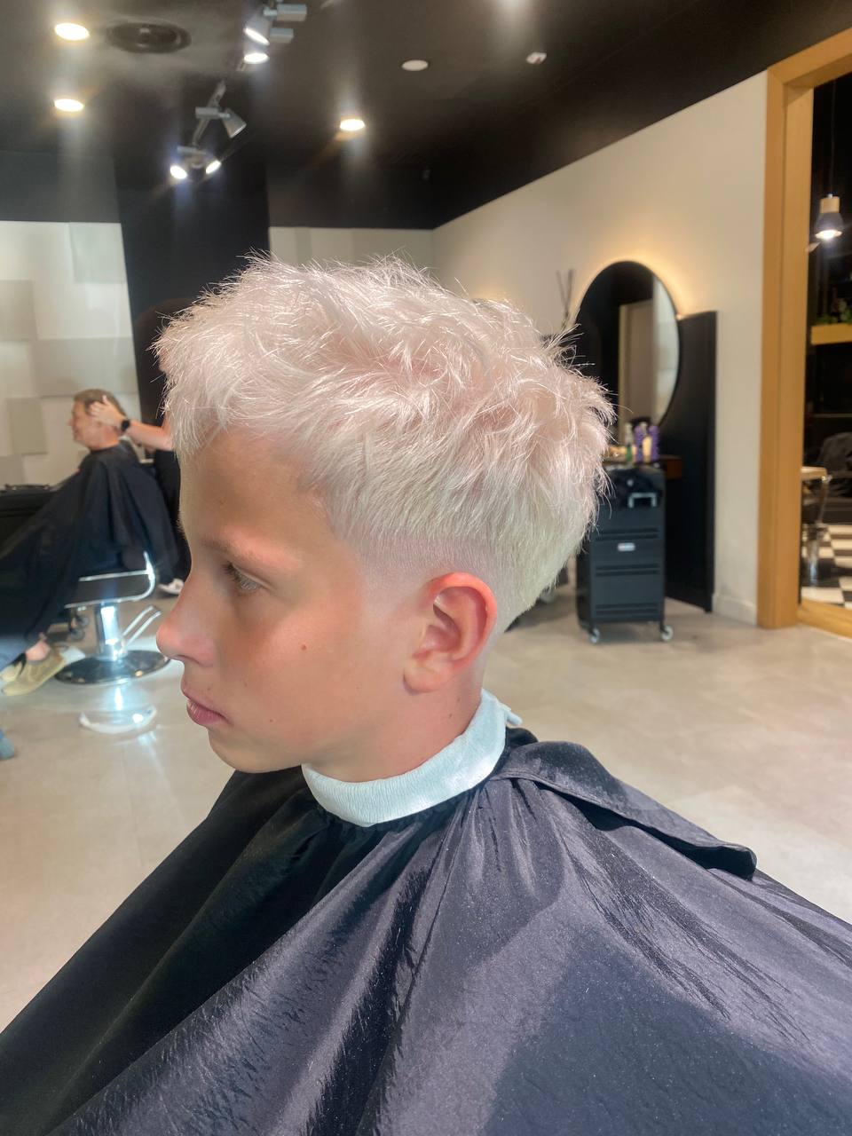 Platīna blondi vīriešu mati HAIRRIGA
