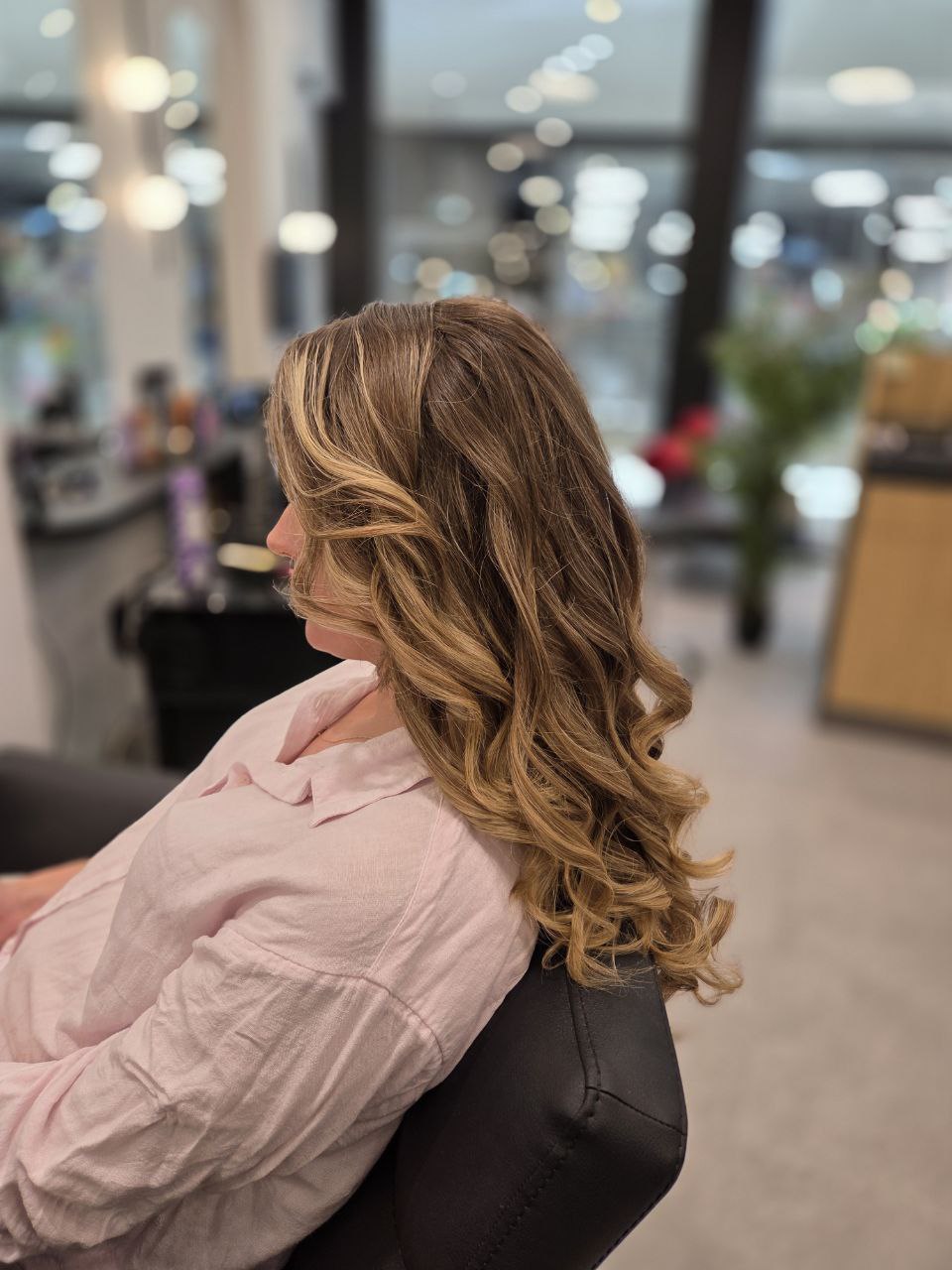 Balayage darbs HAIRRIGA salonā